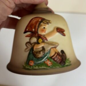 Vintage Hummel HUM701 2nd Edition Annual Bell 1979 TMK-5